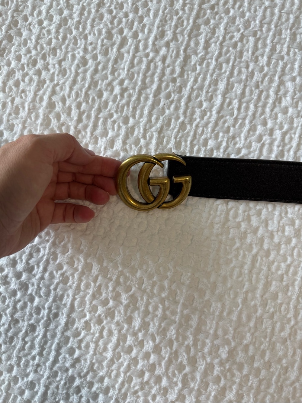 Gucci Black Leather Belt with Gold Double G Buckle - Picture 4 of 4